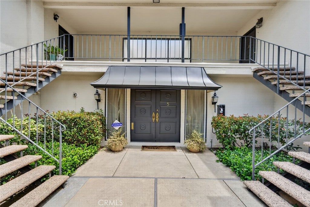 610 S Orange Grove Boulevard 5