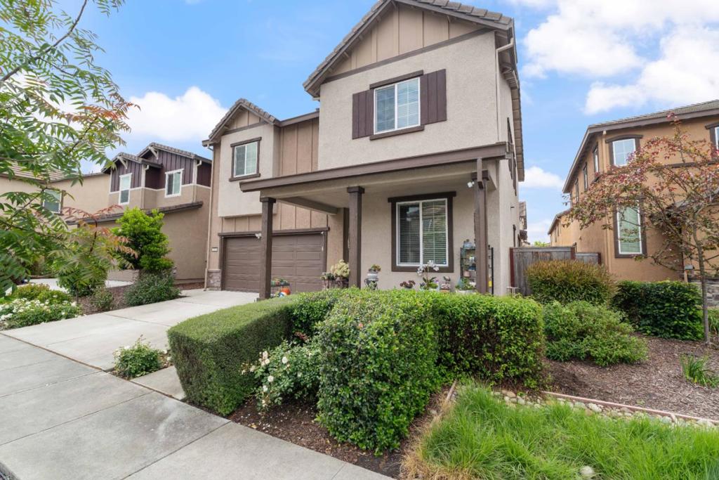 1533 Keats Place