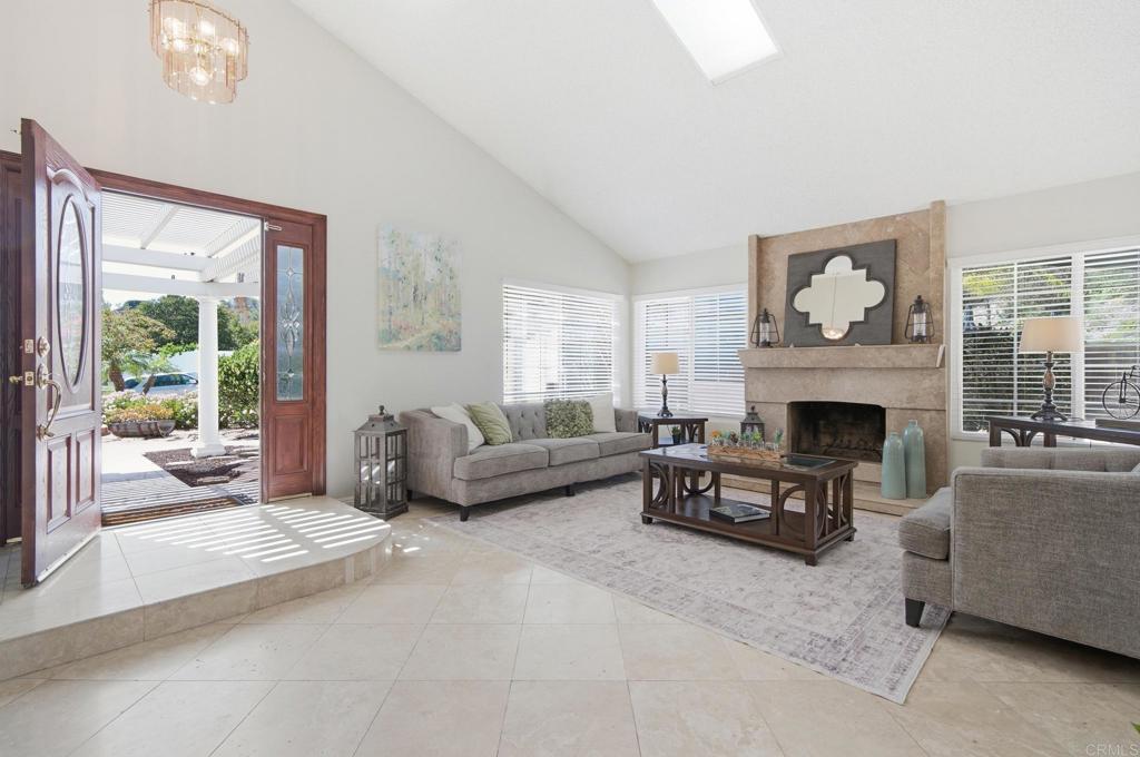 10930 Sombra Court