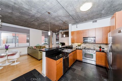 Photo of 840 E Green Street #209, Pasadena, CA 91101 (MLS # AR25238880)