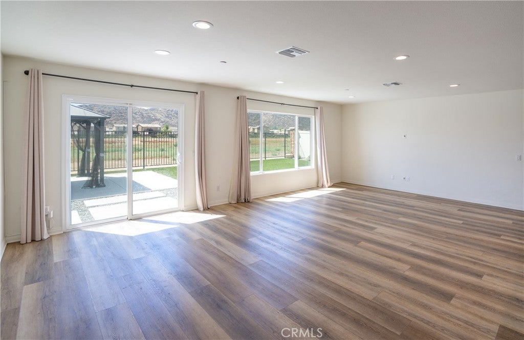 32285 Wild West Court