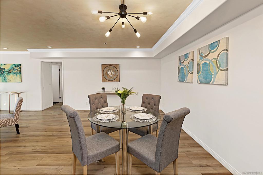 2568 Albatross St 3K