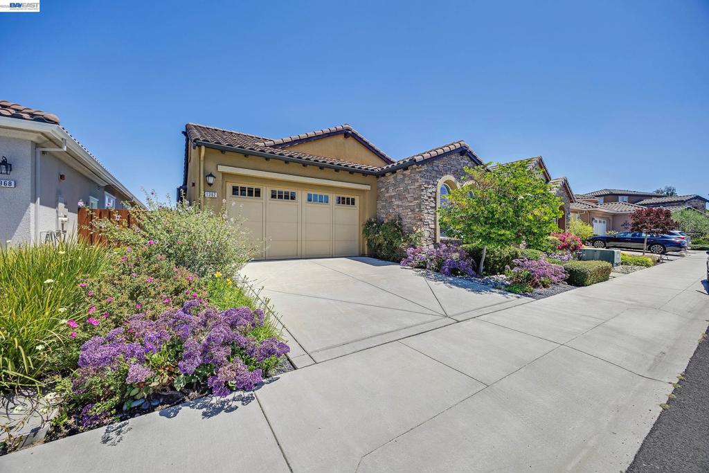 1362 Chatham Ct