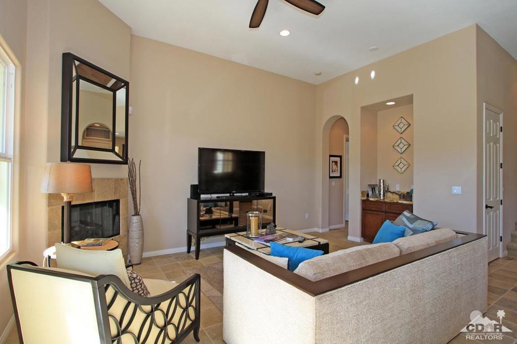 Puerta Azul - Residential