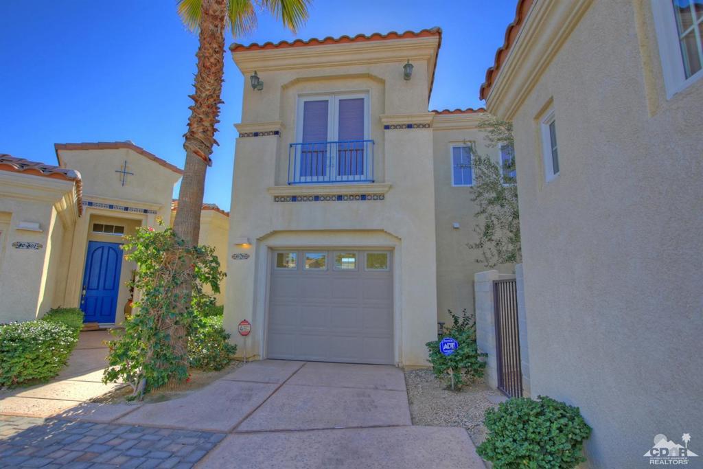 Puerta Azul - Residential