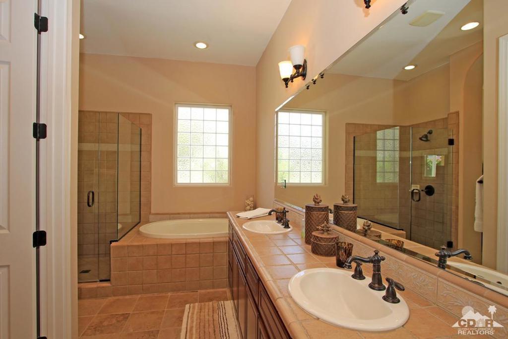 Puerta Azul - Residential