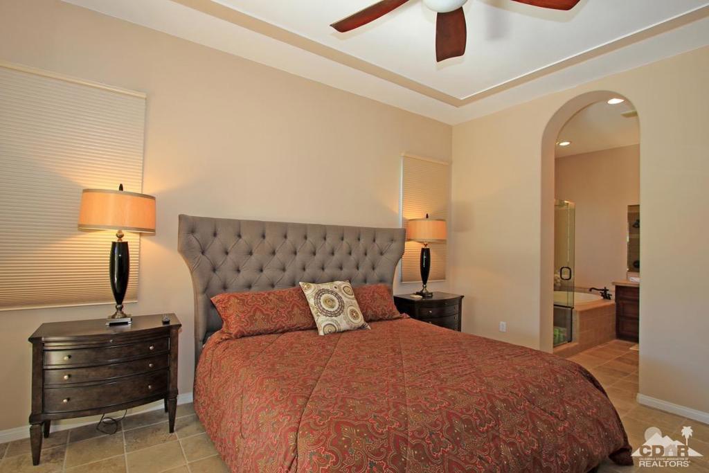 Puerta Azul - Residential