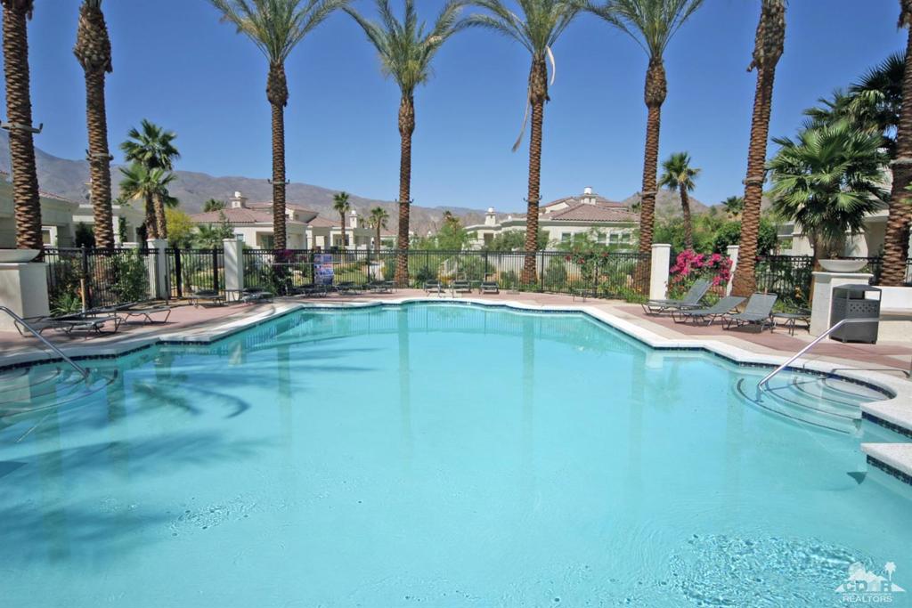 Puerta Azul - Residential