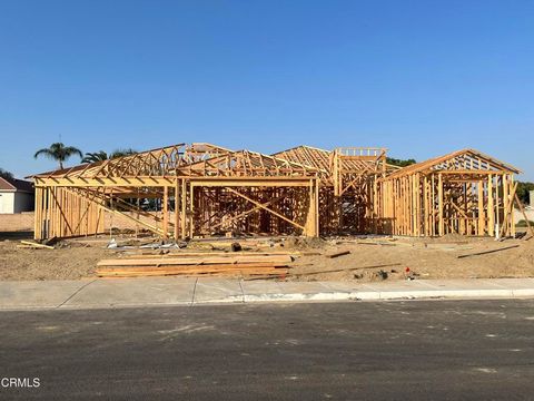 Photo of 13547 Philip Phelps Ave Avenue, Bakersfield, CA 93314 (MLS # V1-33310)