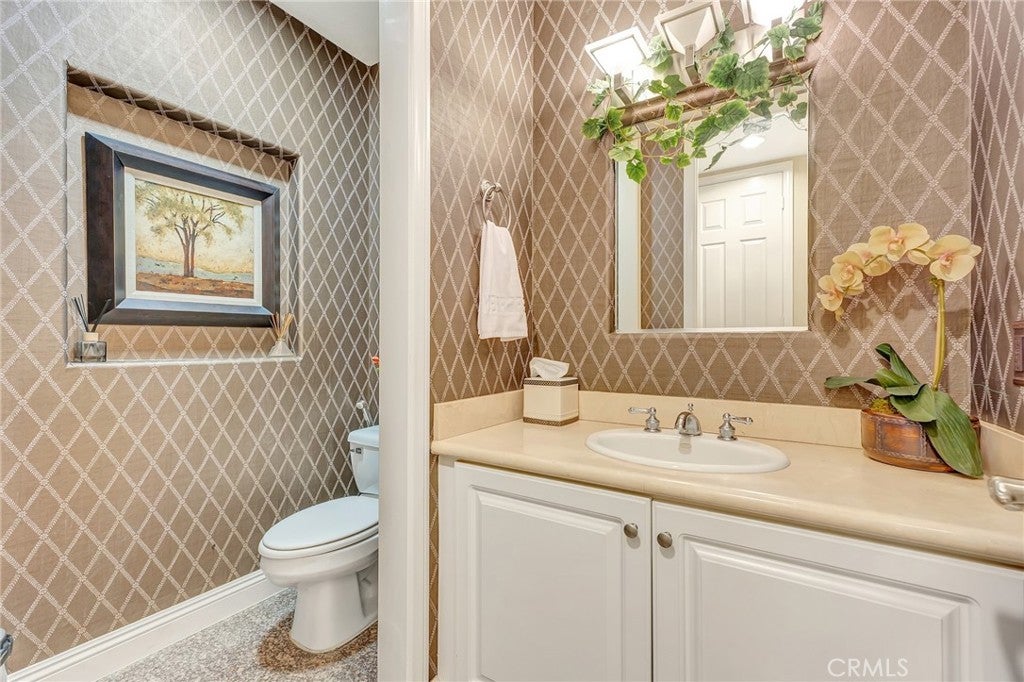 6831 Turf Drive, Huntington Beach CA 92648 - Photo 14
