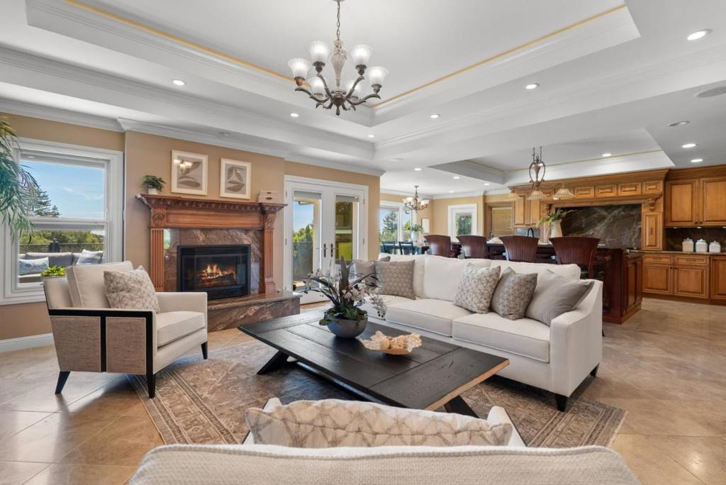 48 Pasatiempo Drive