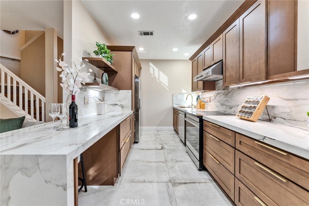 312 Torito Ln