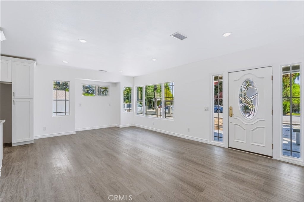 2357 Wilshire
