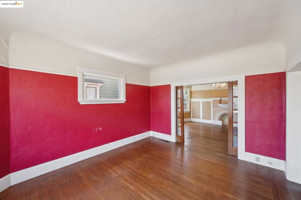 EAST END - Residential