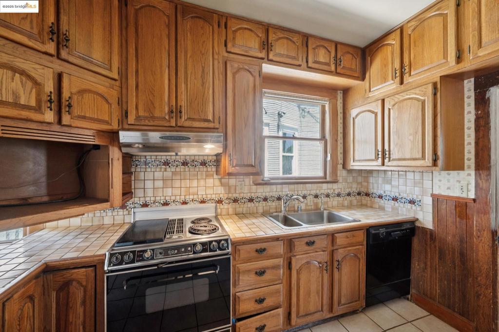 EAST END - Residential