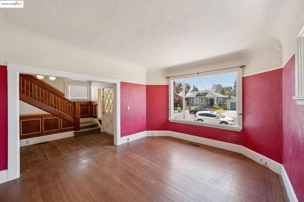 EAST END - Residential