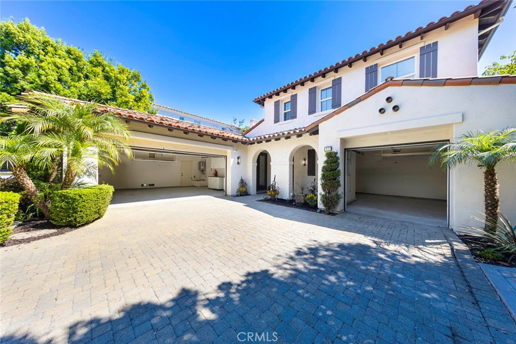 12 Coastal Canyon Drive