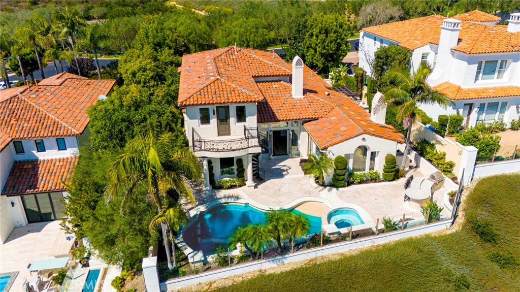 12 Coastal Canyon Drive