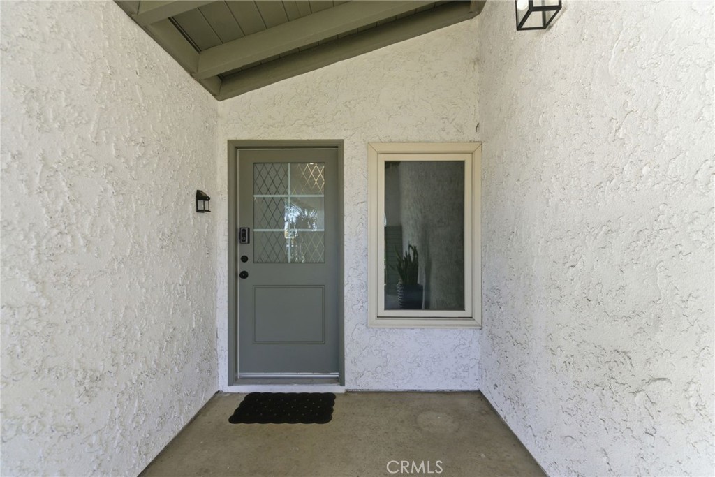 1019 Meadowview Court