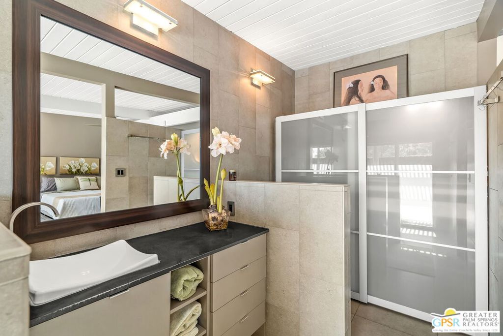 Vista Las Palmas - Residential