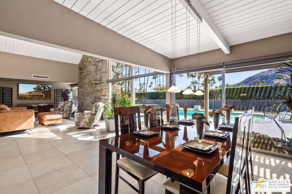 Vista Las Palmas - Residential