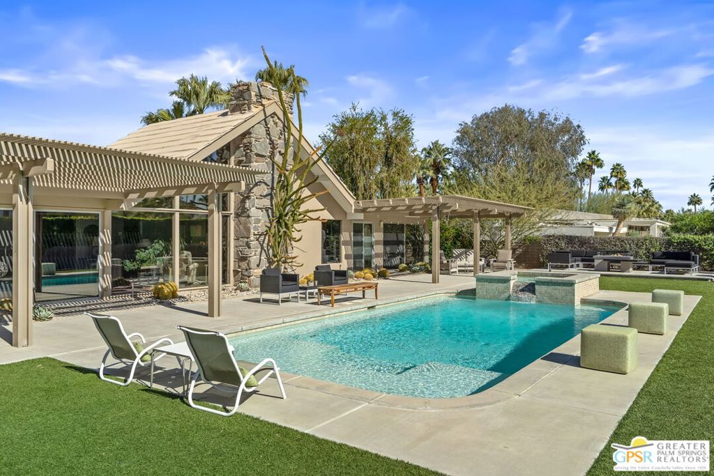 Vista Las Palmas - Residential