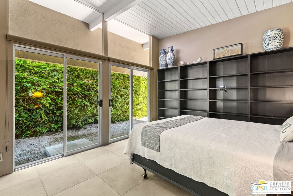 Vista Las Palmas - Residential