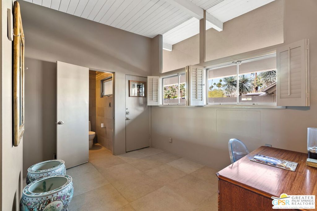 Vista Las Palmas - Residential