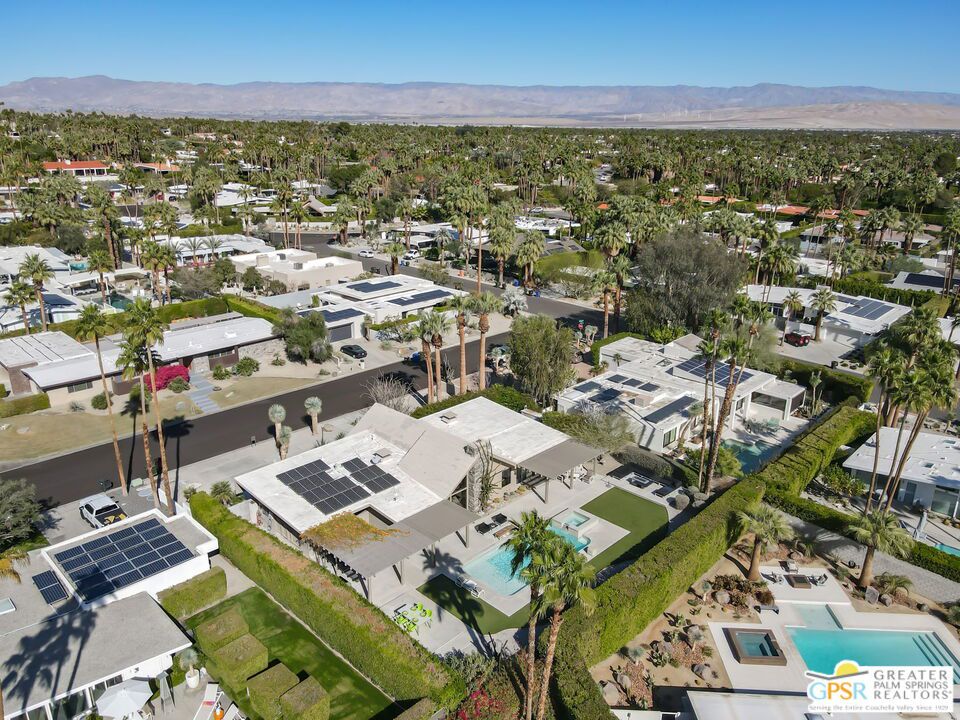 Vista Las Palmas - Residential