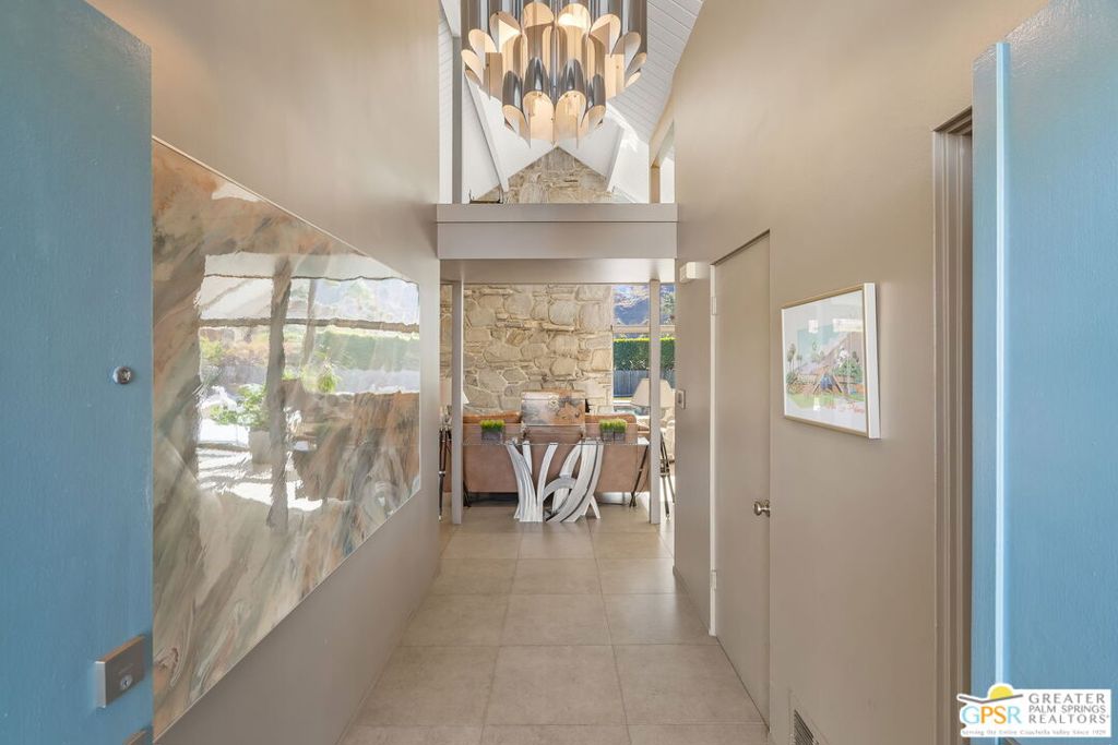 Vista Las Palmas - Residential