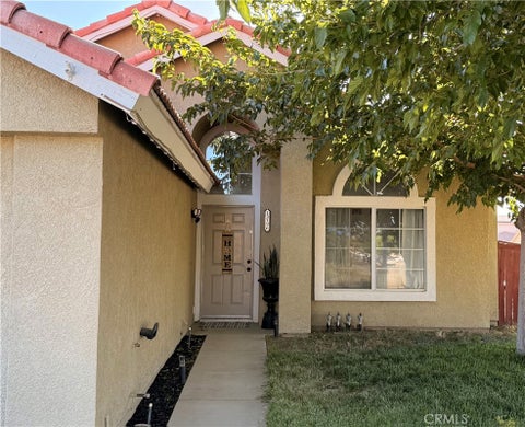 Photo of 13196 Oberlin Ave, Victorville, CA 92392 (MLS # PW26109807)