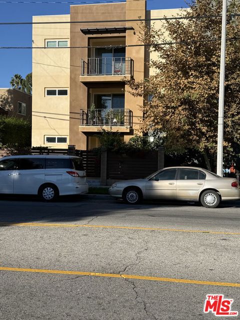 Photo of 14104 W Monroe Place, Van Nuys, CA 91405 (MLS # 26639699)