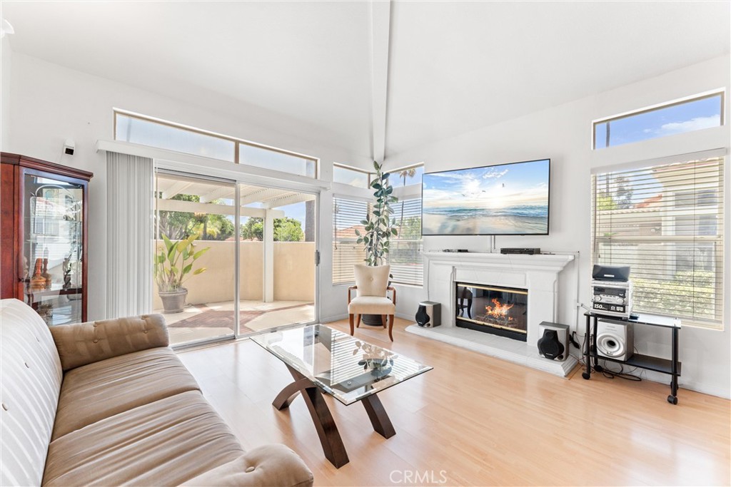 21618 Paseo Palmetto