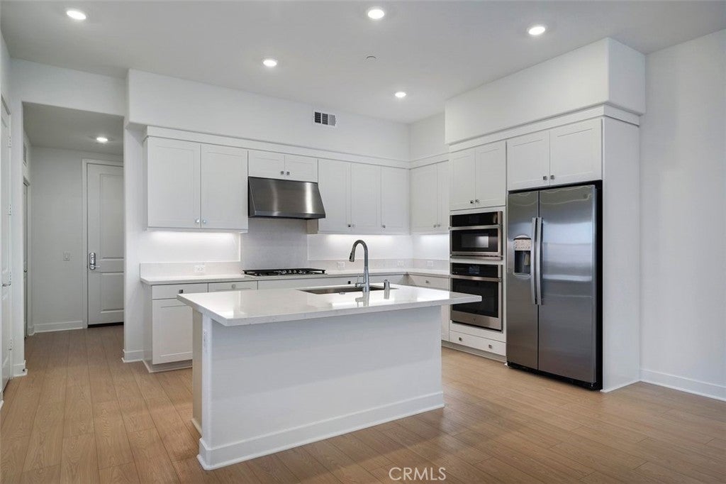 523 Mulligan, Irvine CA 92618 - Photo 8
