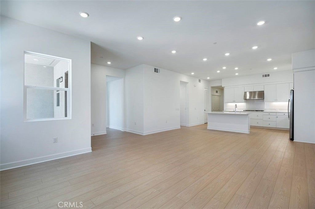 523 Mulligan, Irvine CA 92618 - Photo 11