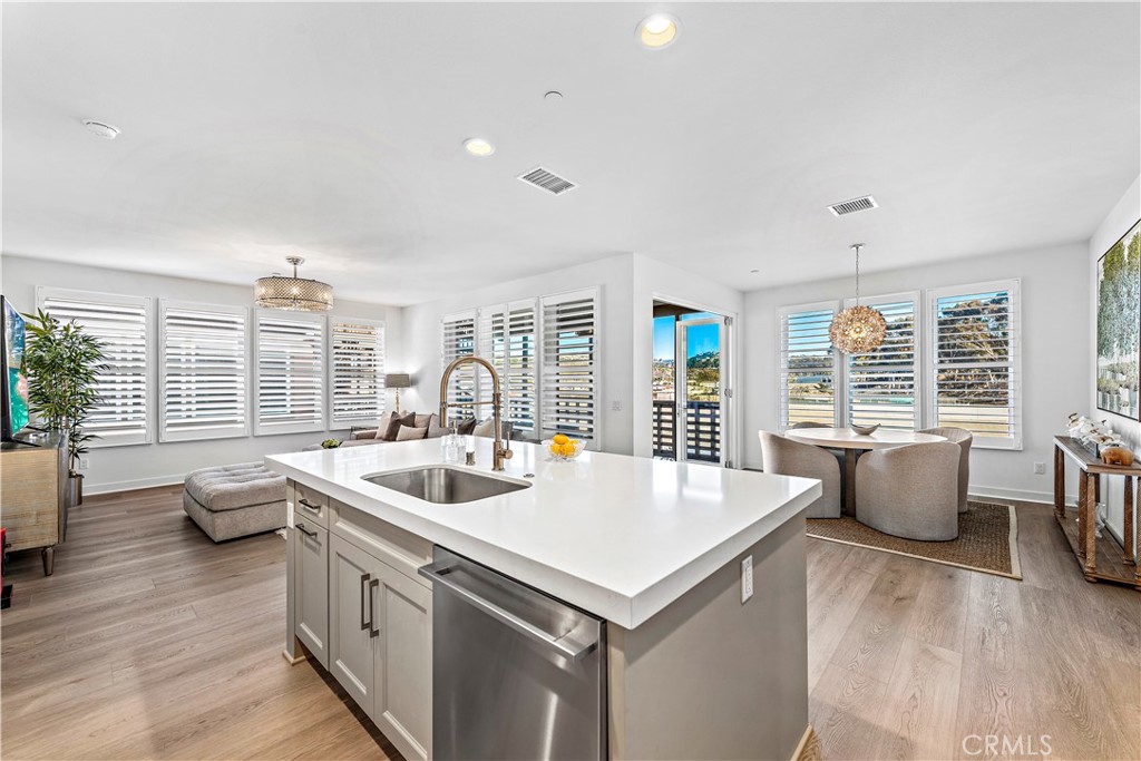 1309 Doheny Way