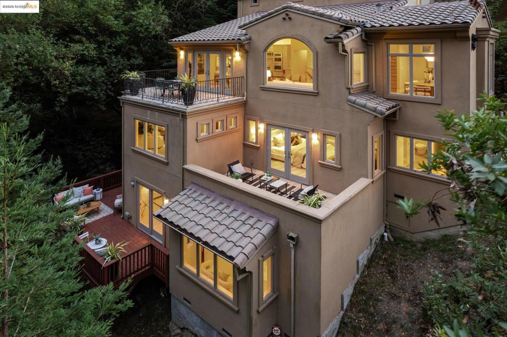 PIEDMONT PINES - Residential