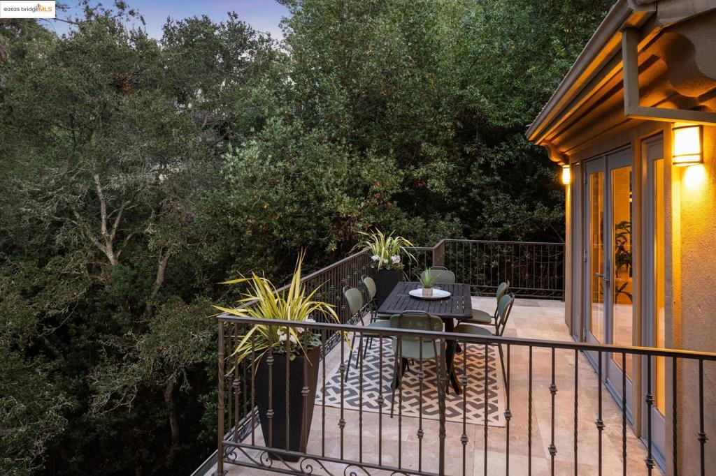 PIEDMONT PINES - Residential