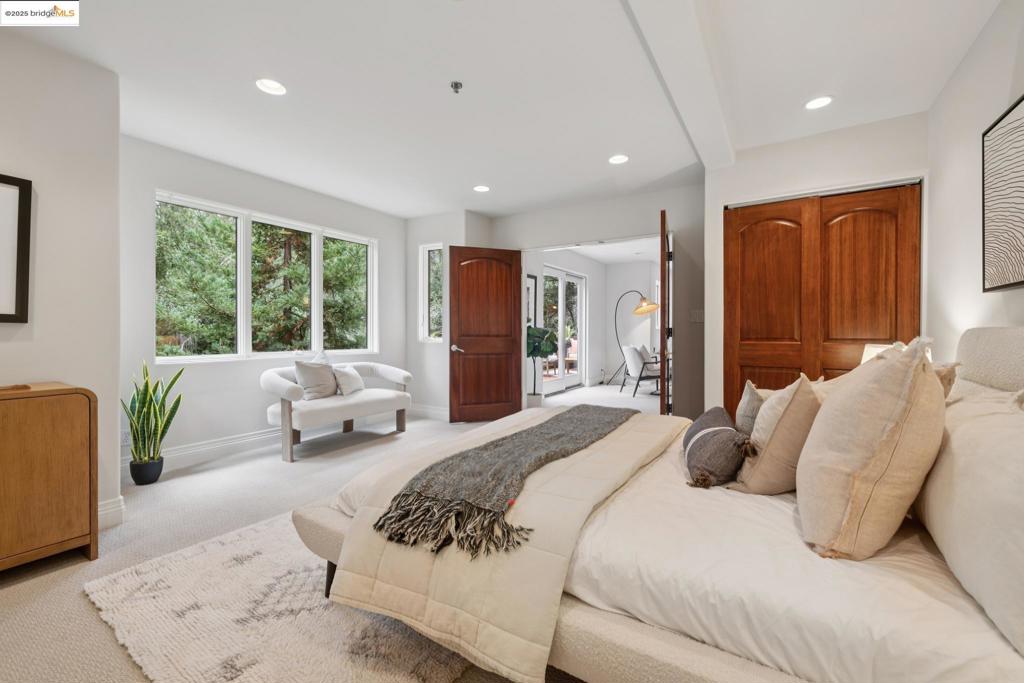 PIEDMONT PINES - Residential