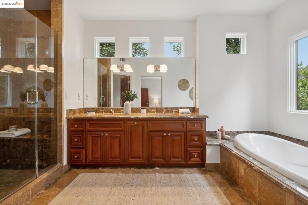 PIEDMONT PINES - Residential
