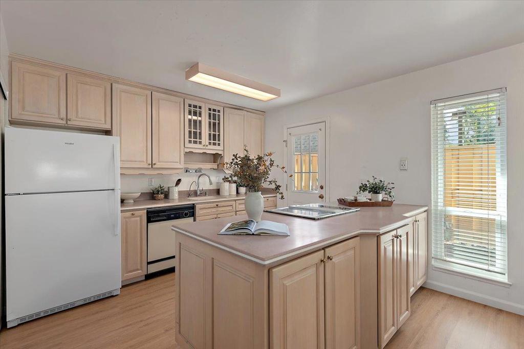 125 Connemara Way 2