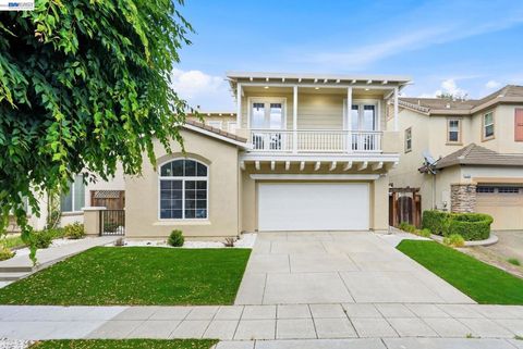 Photo of 111 Winter Ln LN, Mountain House, CA 95391 (MLS # 41133937)