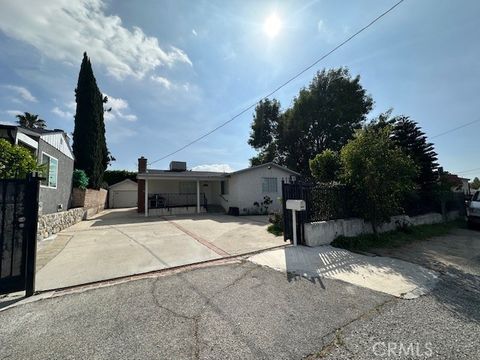 Photo of 7848 Forsythe St, Sunland, CA 91040 (MLS # GD26051305)