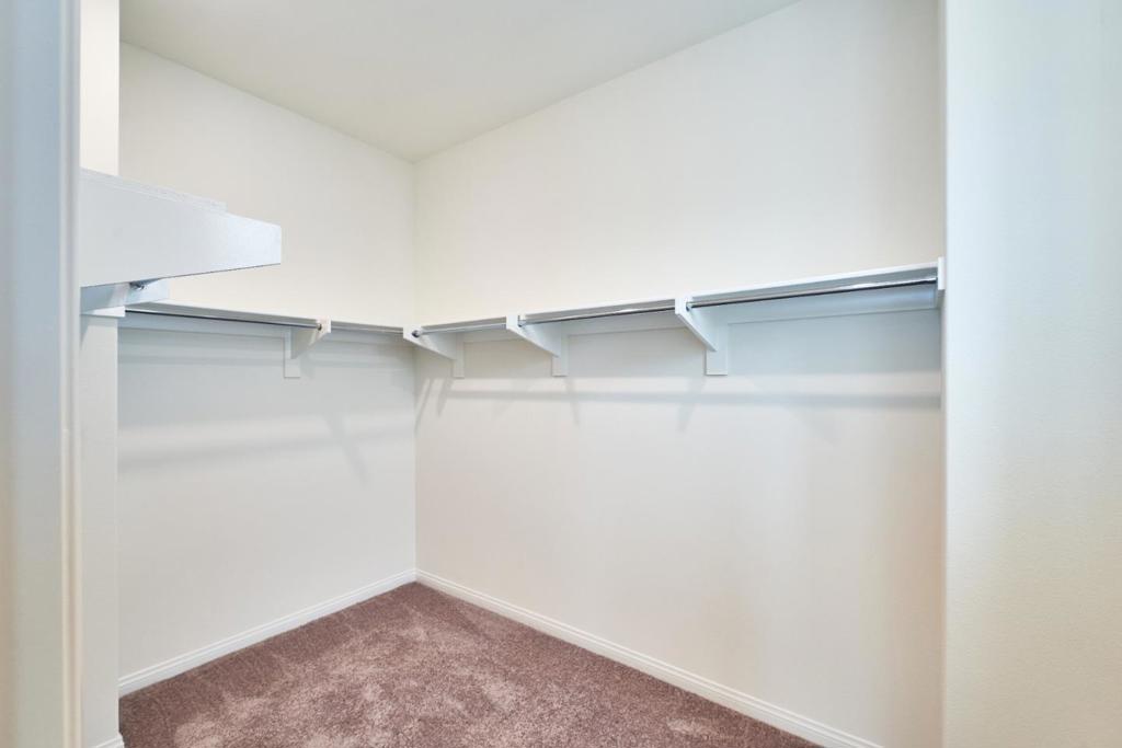 729 Daniel Freeman Circle