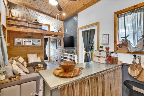 Tiny photo for 2123 Yellow Feather Cir, Paso Robles, CA 93446 (MLS # NS26114165)