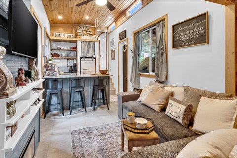 Tiny photo for 2123 Yellow Feather Cir, Paso Robles, CA 93446 (MLS # NS26114165)