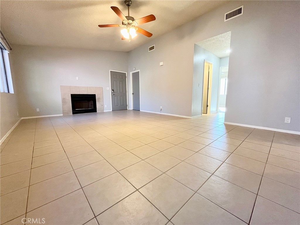 listing image 130721770955615016965