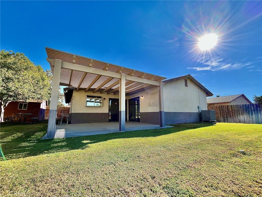 listing image 130725221409032959657