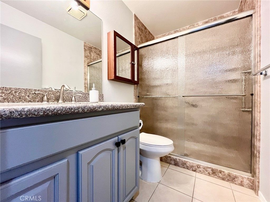 listing image 130722046874197886193
