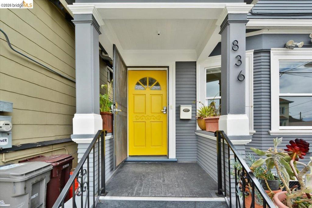 832 7th Ave
